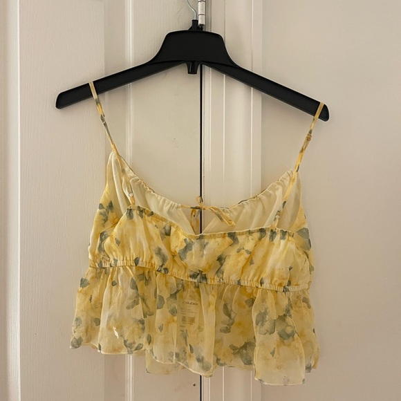 TILLYS Floral patterned flowy top - Picture 2 of 4